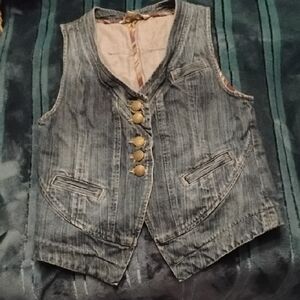 Stylish Denim Vest with Button Detail